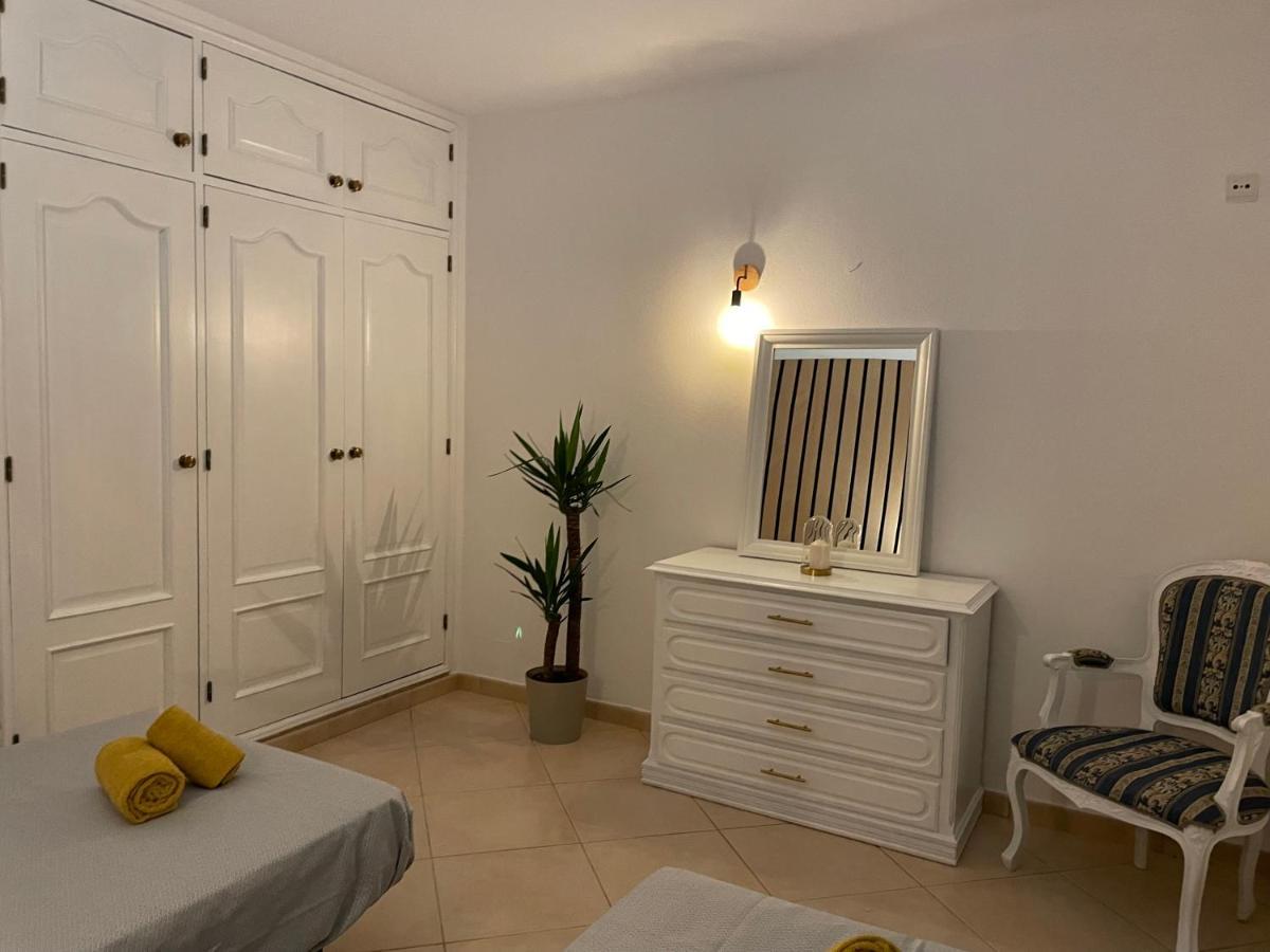 Travellers Guesthouse 拉哥斯 外观 照片