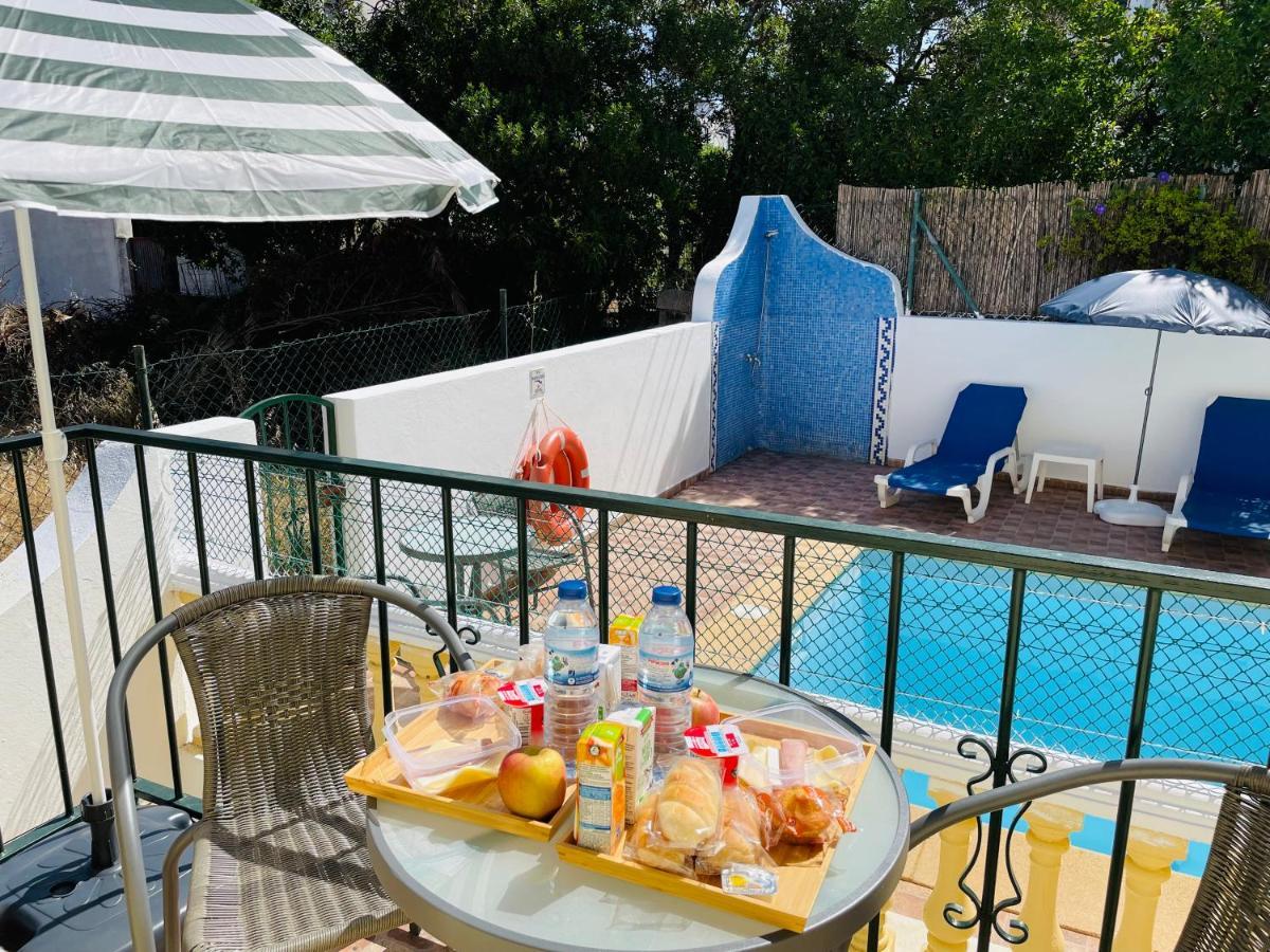 Travellers Guesthouse 拉哥斯 外观 照片