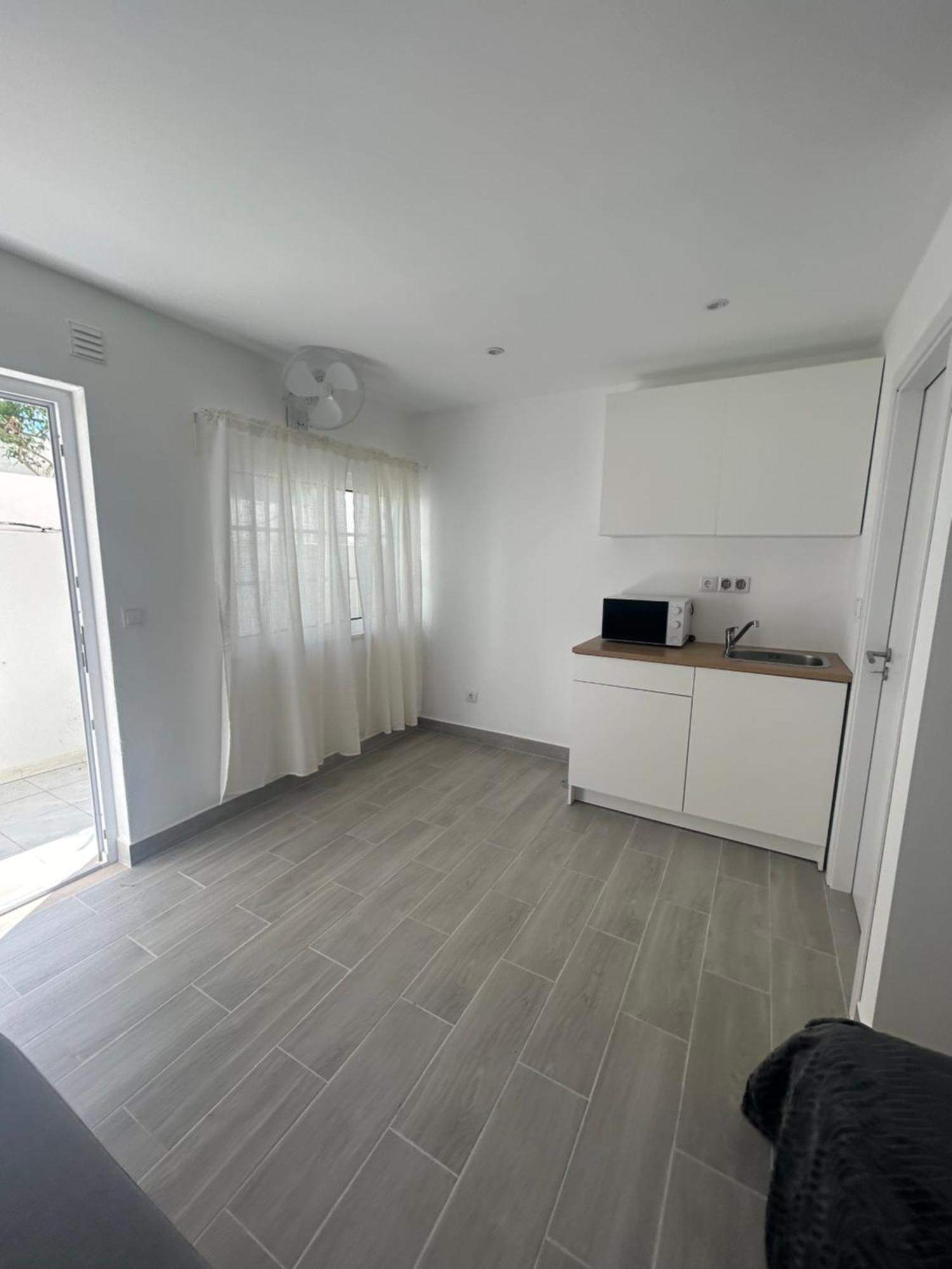 Travellers Guesthouse 拉哥斯 外观 照片