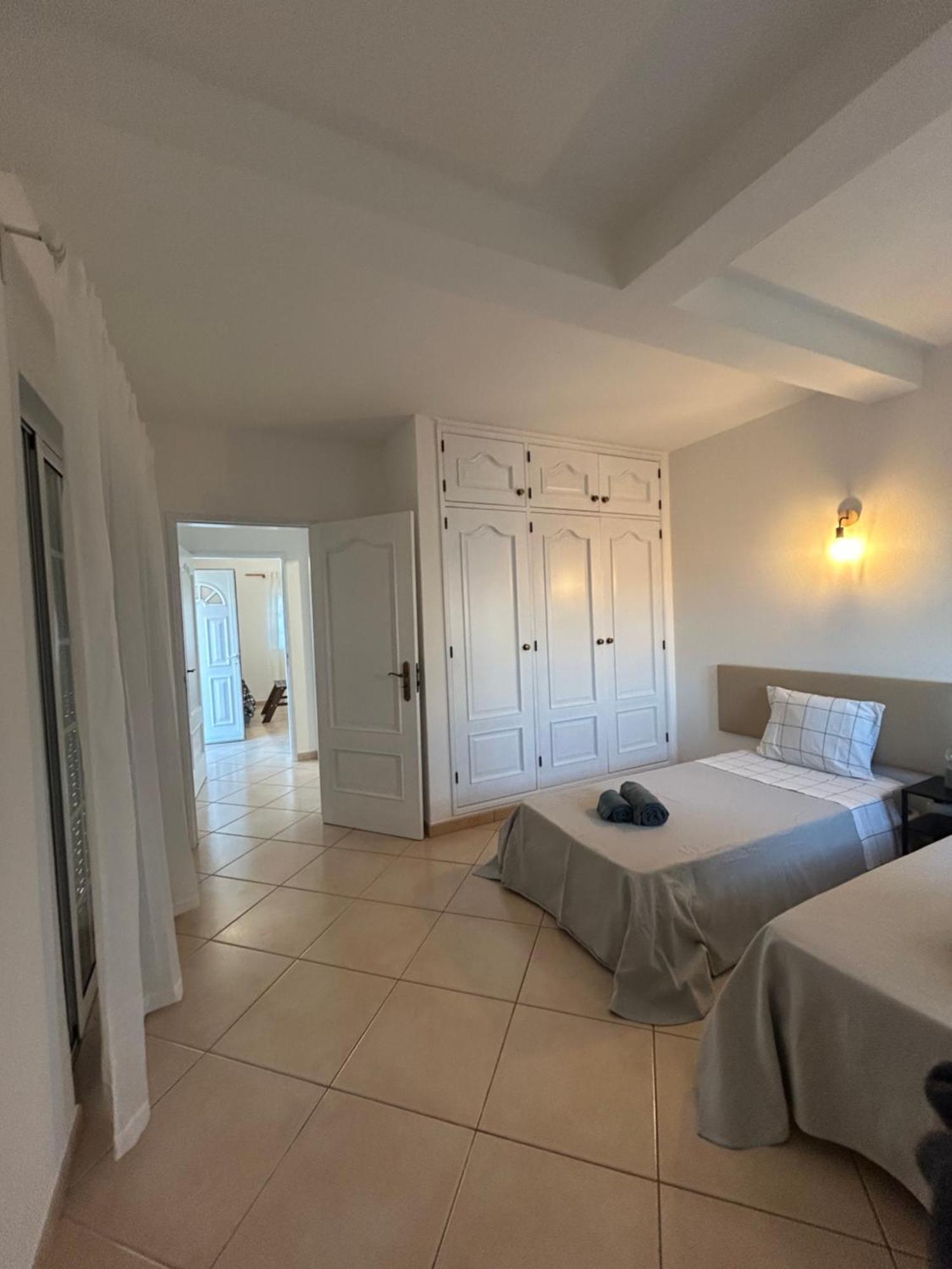 Travellers Guesthouse 拉哥斯 外观 照片