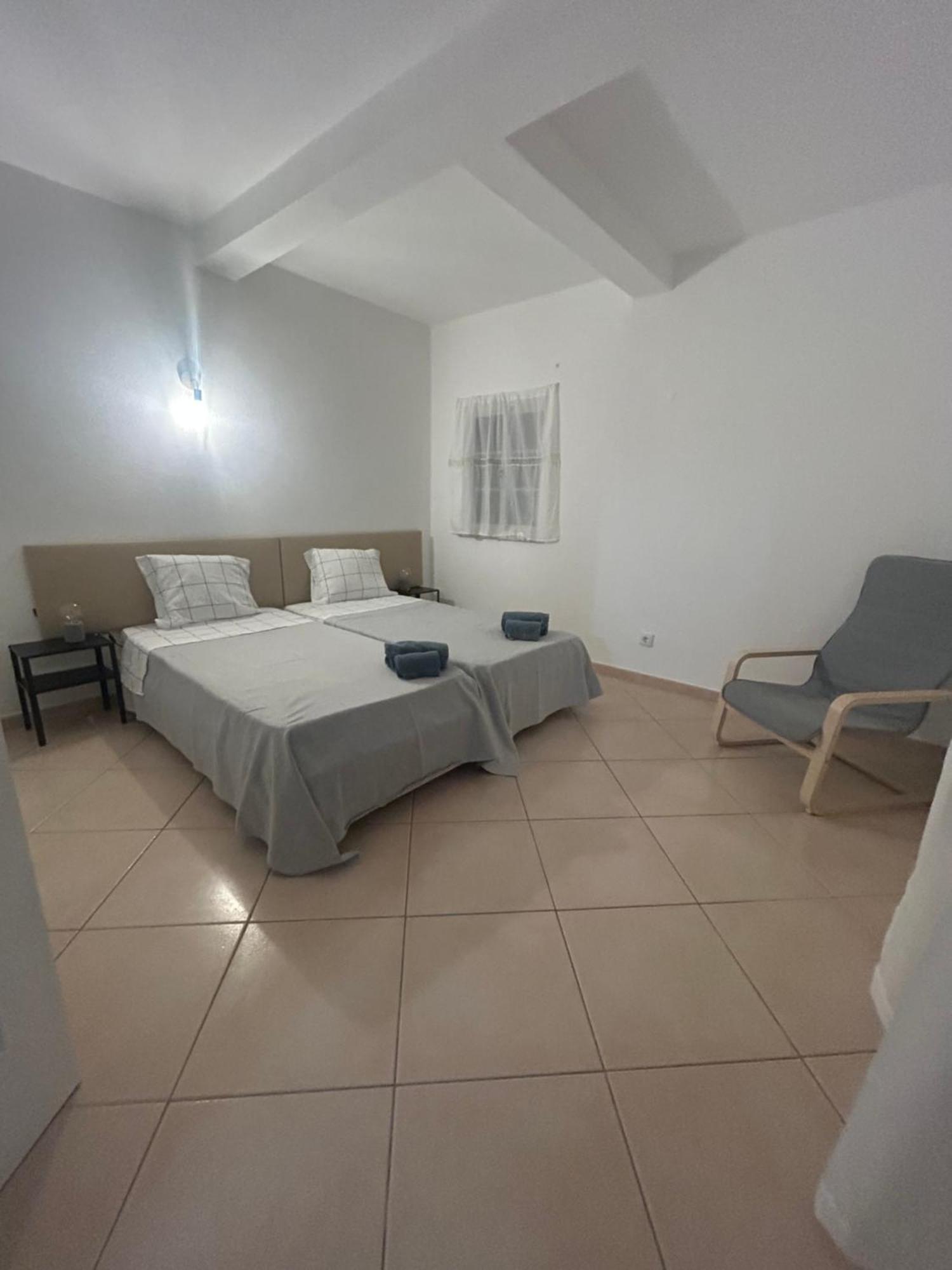 Travellers Guesthouse 拉哥斯 外观 照片